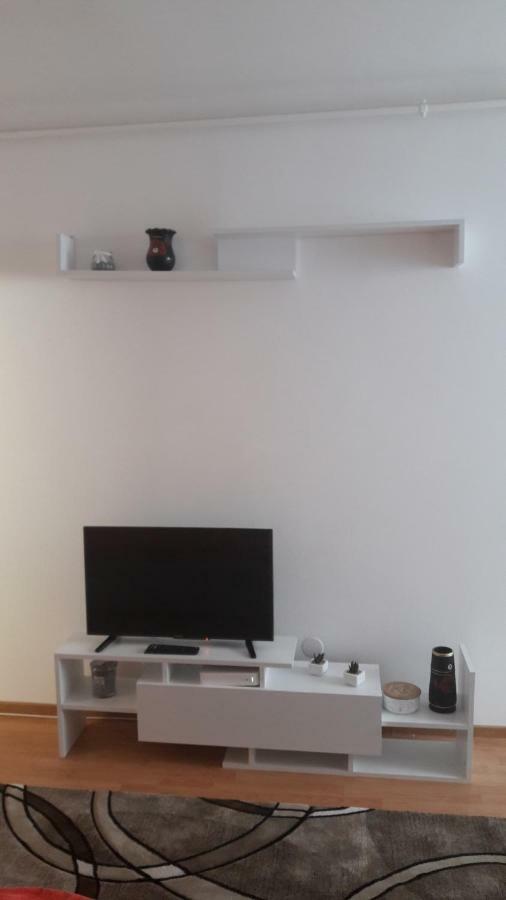 Melody Apartment Алба-Юлія Екстер'єр фото